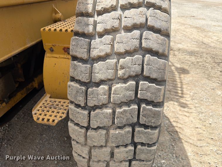 image for item FM7608 2008 Caterpillar 160M motor grader