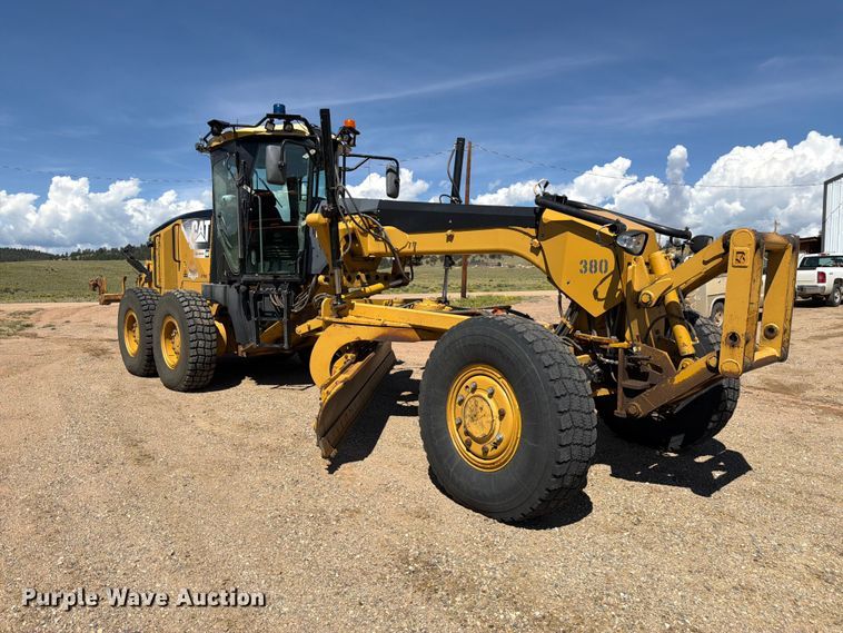 image for item FM7609 2008 Caterpillar 140M motor grader