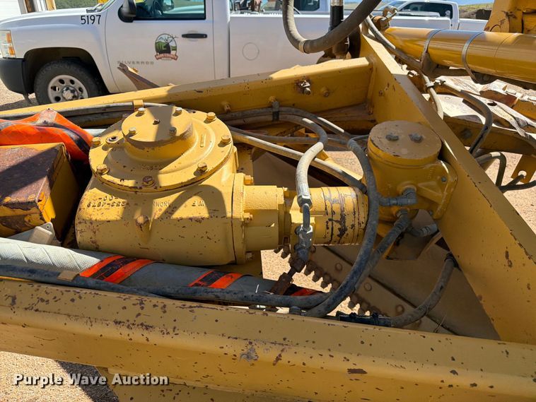 image for item FM7609 2008 Caterpillar 140M motor grader