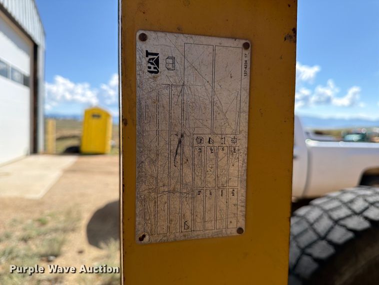 image for item FM7609 2008 Caterpillar 140M motor grader