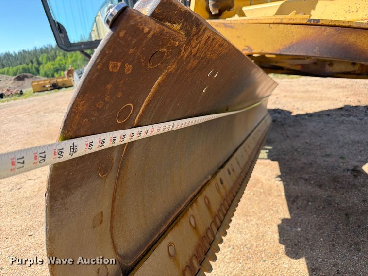image for item FM7609 2008 Caterpillar 140M motor grader