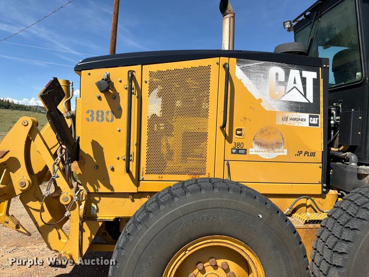 image for item FM7609 2008 Caterpillar 140M motor grader