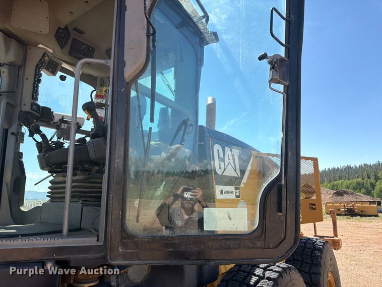 image for item FM7609 2008 Caterpillar 140M motor grader