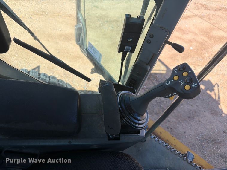 image for item FM7609 2008 Caterpillar 140M motor grader