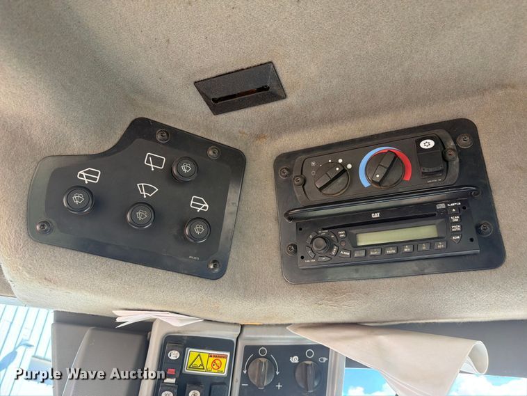 image for item FM7609 2008 Caterpillar 140M motor grader