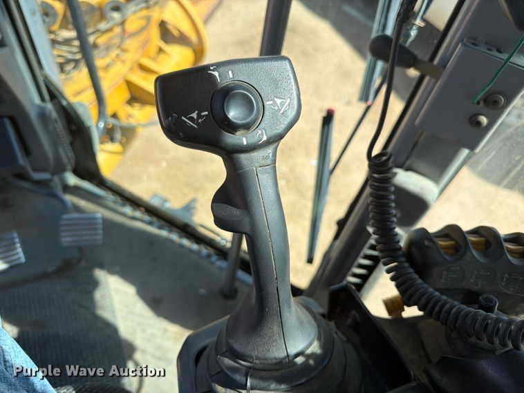 image for item FM7609 2008 Caterpillar 140M motor grader