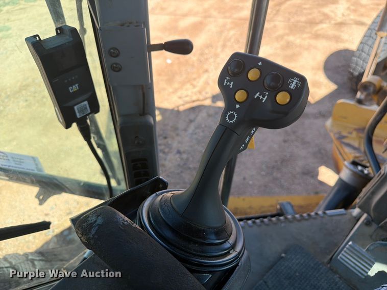 image for item FM7609 2008 Caterpillar 140M motor grader