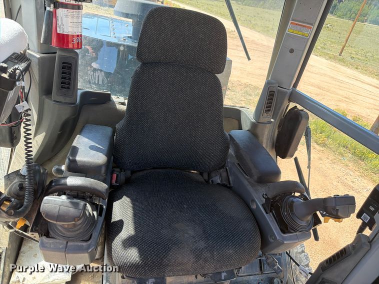 image for item FM7609 2008 Caterpillar 140M motor grader