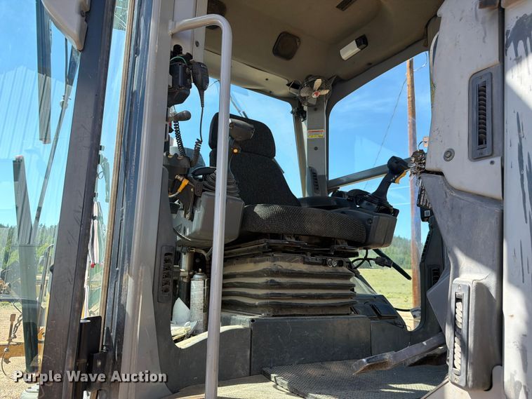 image for item FM7609 2008 Caterpillar 140M motor grader