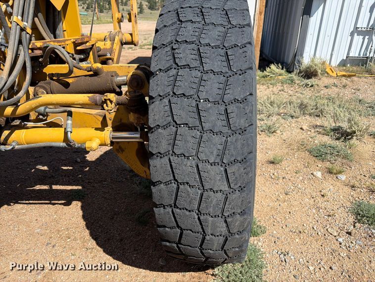 image for item FM7609 2008 Caterpillar 140M motor grader