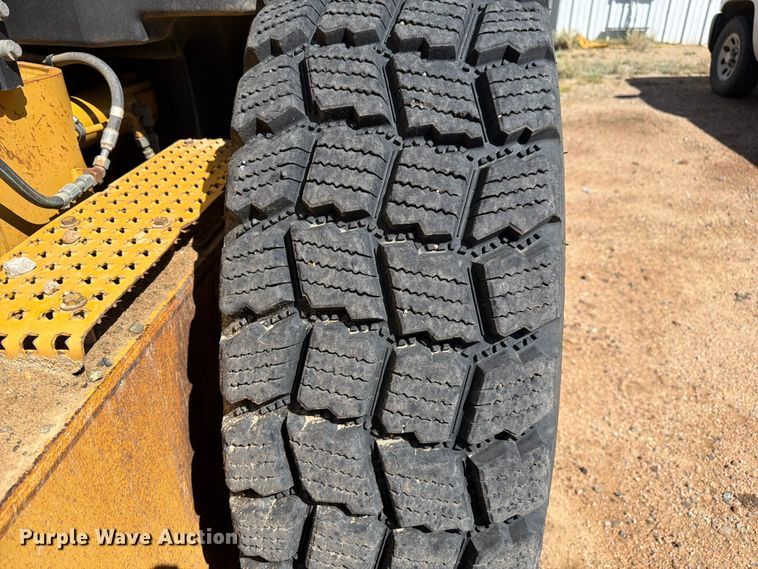 image for item FM7609 2008 Caterpillar 140M motor grader