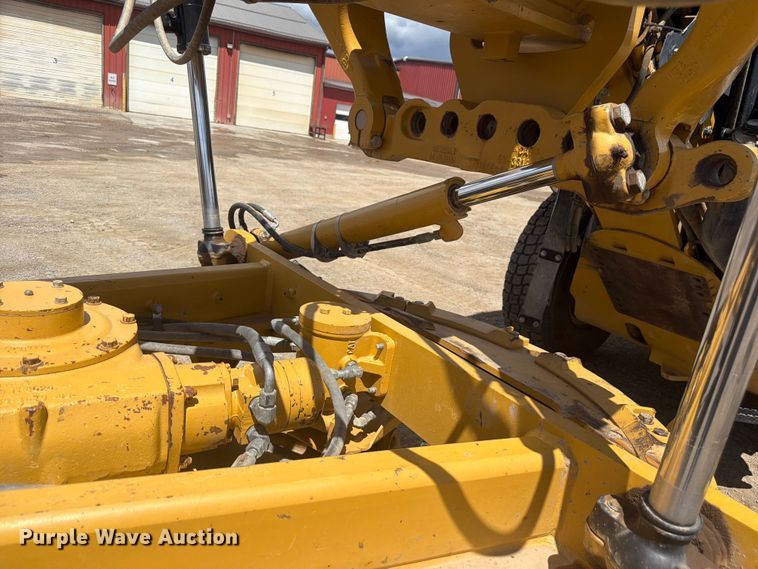 image for item FM7610 2012 Caterpillar 140M2 motor grader