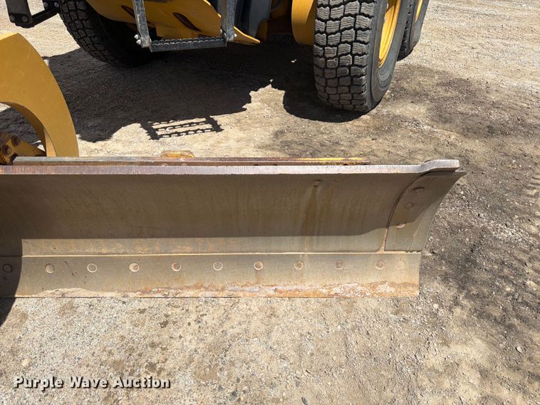 image for item FM7610 2012 Caterpillar 140M2 motor grader