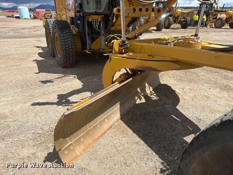 image for item FM7610 2012 Caterpillar 140M2 motor grader