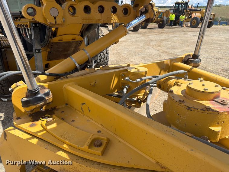 image for item FM7610 2012 Caterpillar 140M2 motor grader