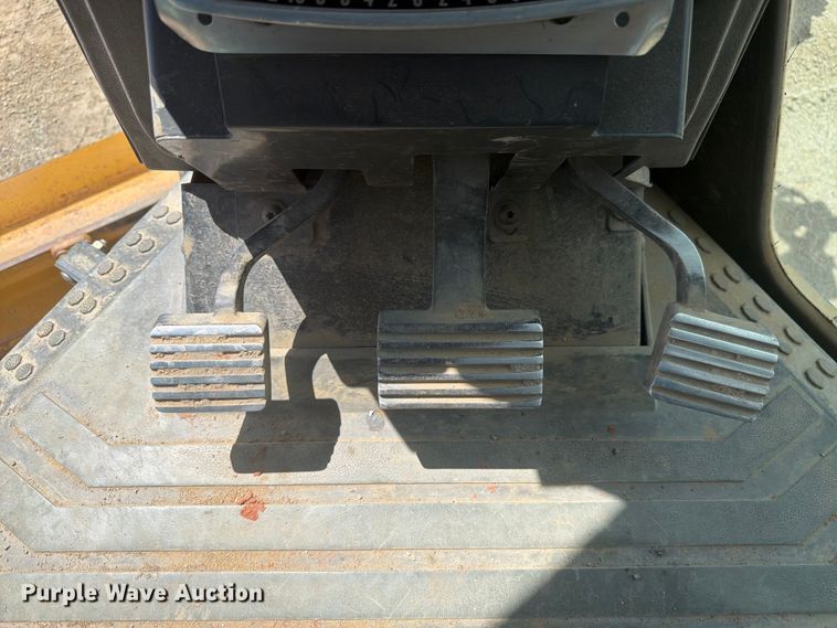 image for item FM7610 2012 Caterpillar 140M2 motor grader
