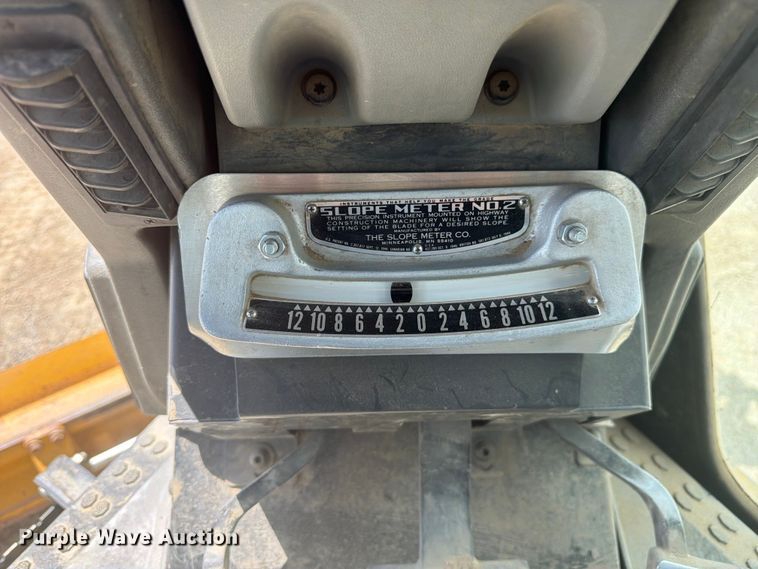 image for item FM7610 2012 Caterpillar 140M2 motor grader