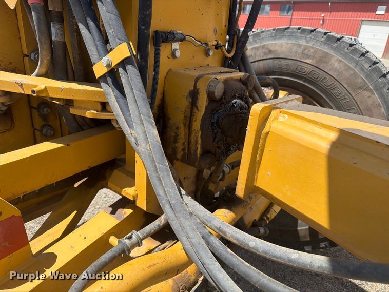 image for item FM7610 2012 Caterpillar 140M2 motor grader