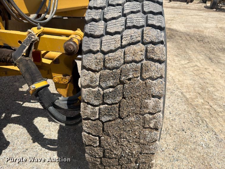 image for item FM7610 2012 Caterpillar 140M2 motor grader