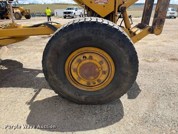 image for item FM7610 2012 Caterpillar 140M2 motor grader
