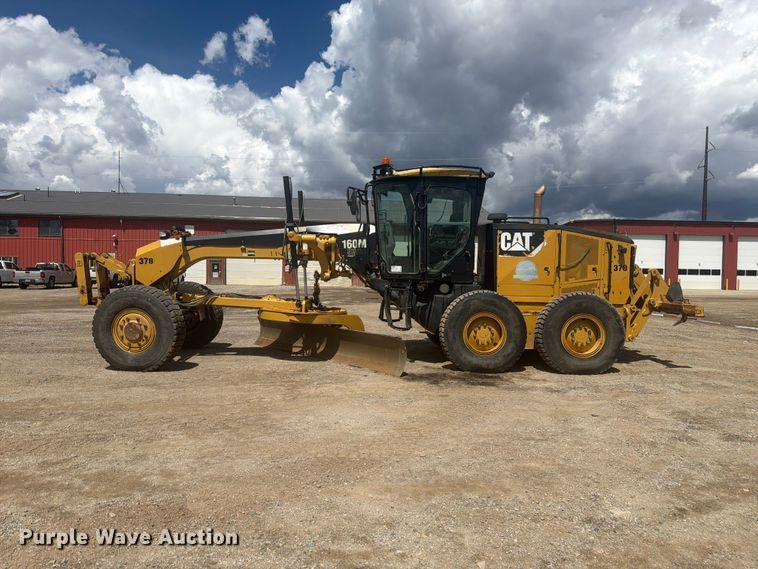 image for item FM7611 Caterpillar 160M motor grader