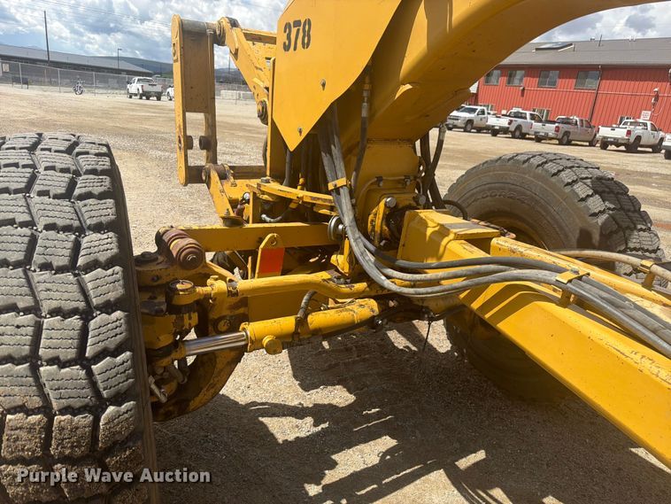 image for item FM7611 Caterpillar 160M motor grader