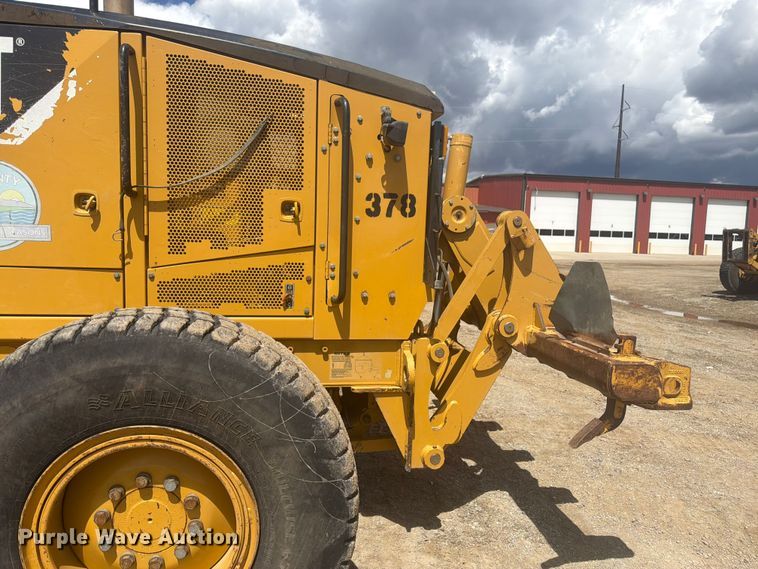image for item FM7611 Caterpillar 160M motor grader