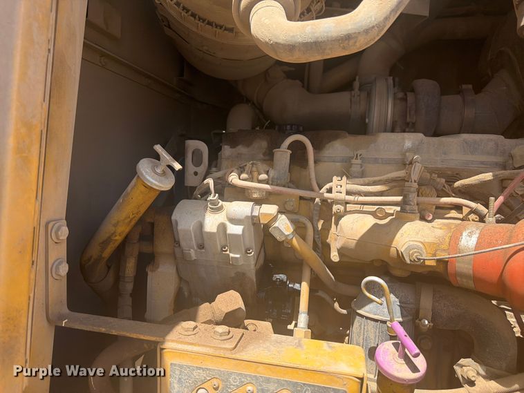 image for item FM7611 Caterpillar 160M motor grader
