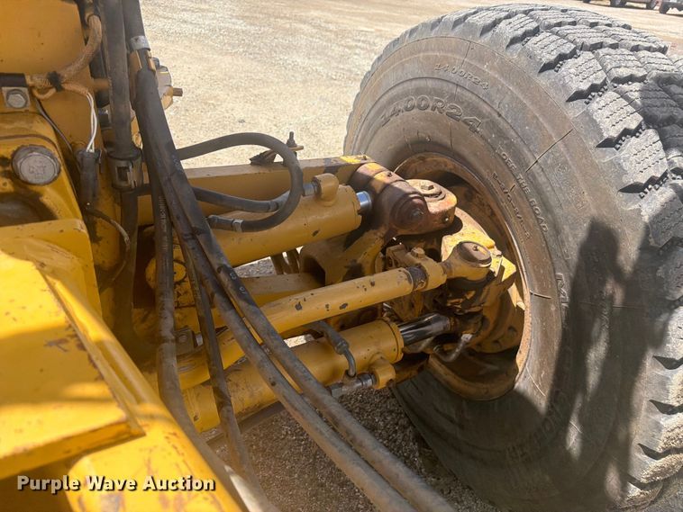 image for item FM7611 Caterpillar 160M motor grader