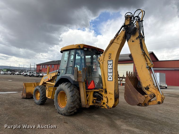 image for item FM7612 2001 John Deere 410G backhoe