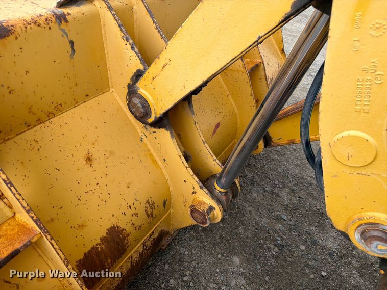 image for item FM7612 2001 John Deere 410G backhoe