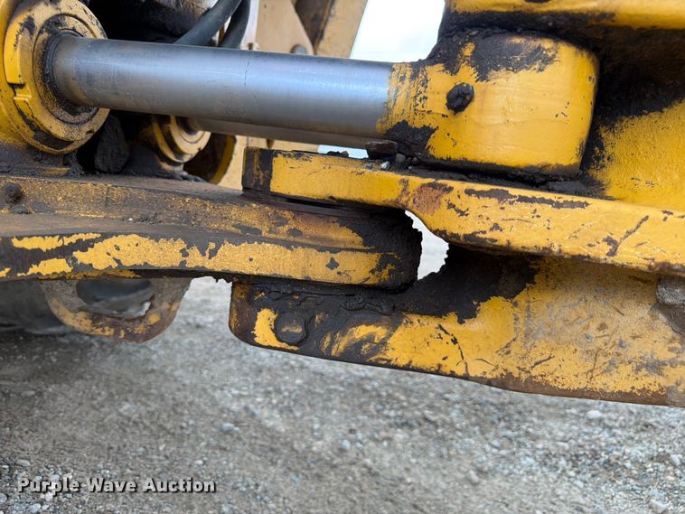 image for item FM7612 2001 John Deere 410G backhoe