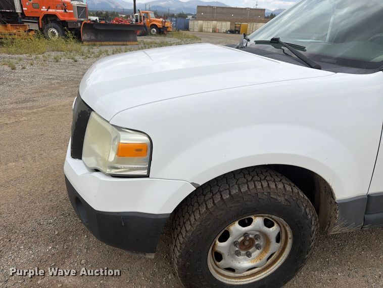 image for item FM7621 2010 Ford Expedition SUV