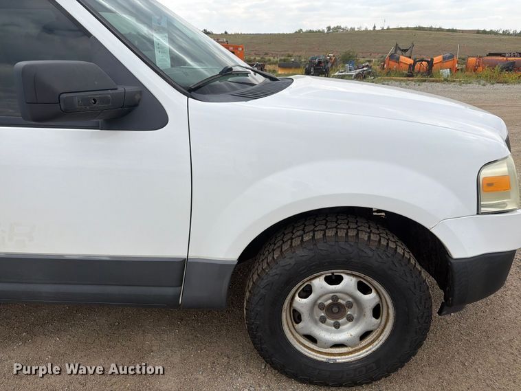 image for item FM7621 2010 Ford Expedition SUV