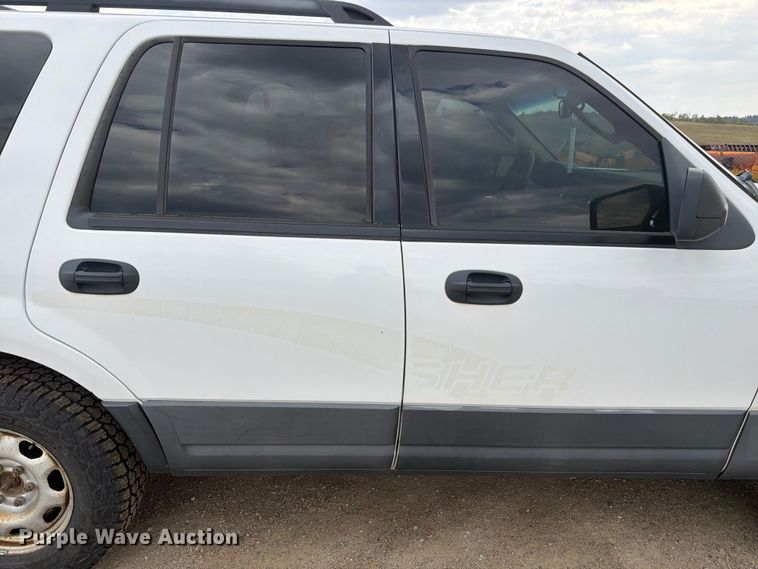 image for item FM7621 2010 Ford Expedition SUV