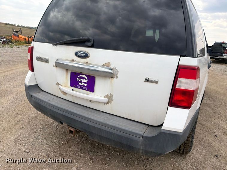 image for item FM7621 2010 Ford Expedition SUV