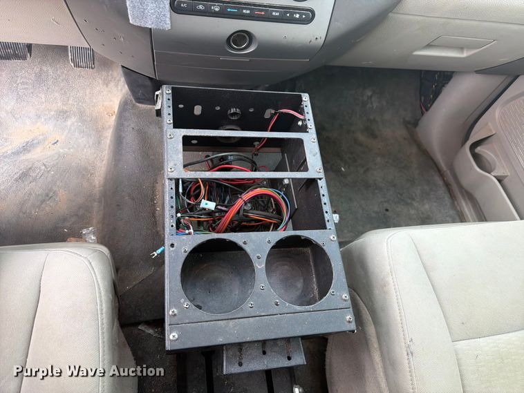 image for item FM7621 2010 Ford Expedition SUV