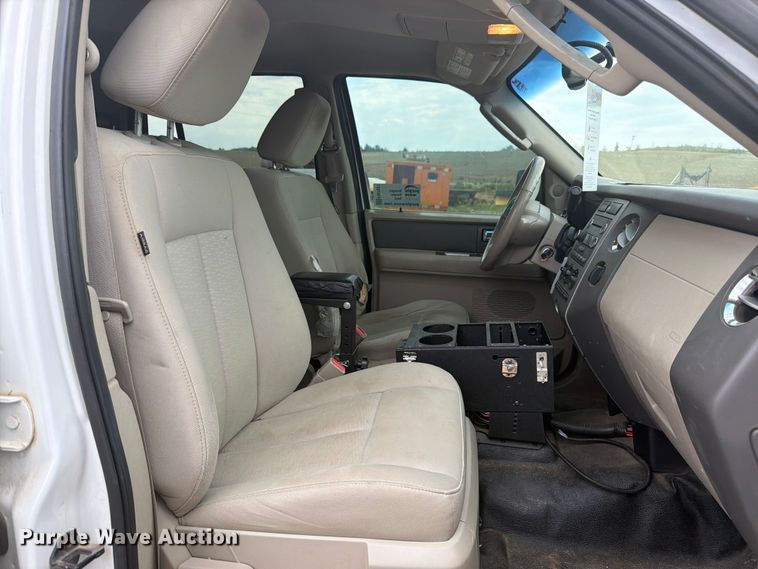 image for item FM7621 2010 Ford Expedition SUV