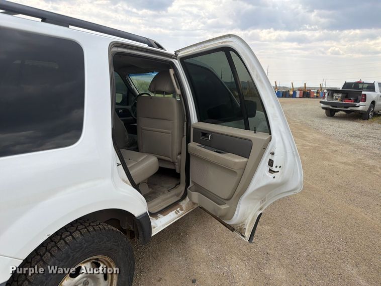 image for item FM7621 2010 Ford Expedition SUV