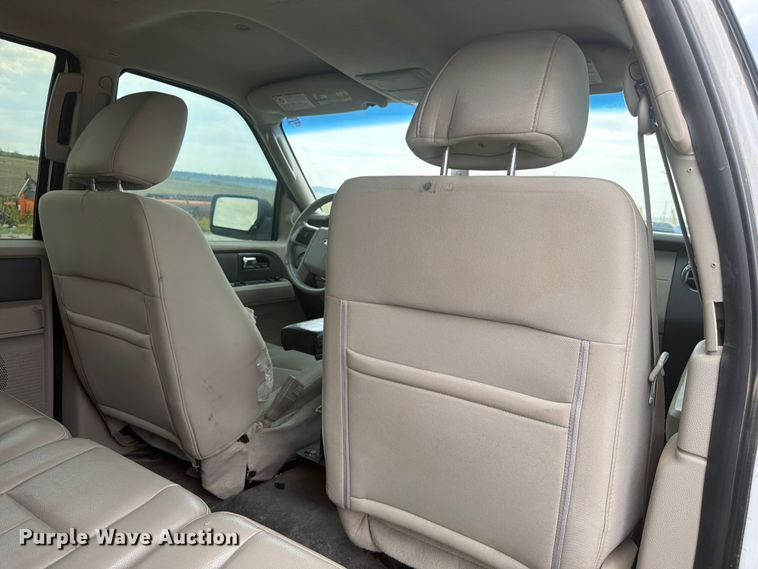 image for item FM7621 2010 Ford Expedition SUV