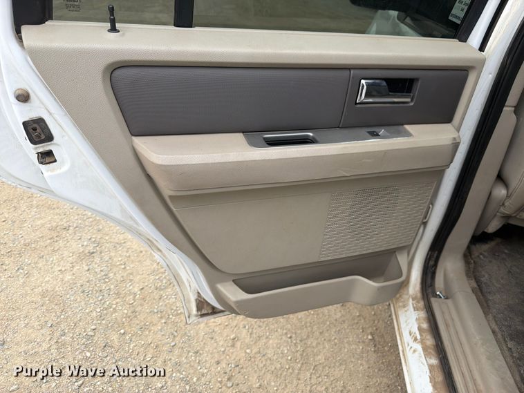 image for item FM7621 2010 Ford Expedition SUV