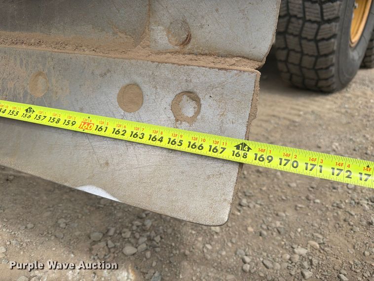 image for item FM7622 2012 Caterpillar 140M2 motor grader