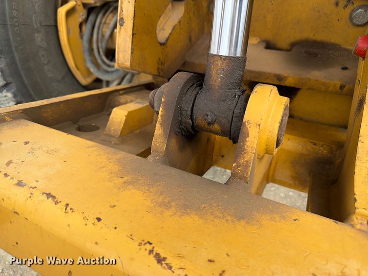 image for item FM7622 2012 Caterpillar 140M2 motor grader