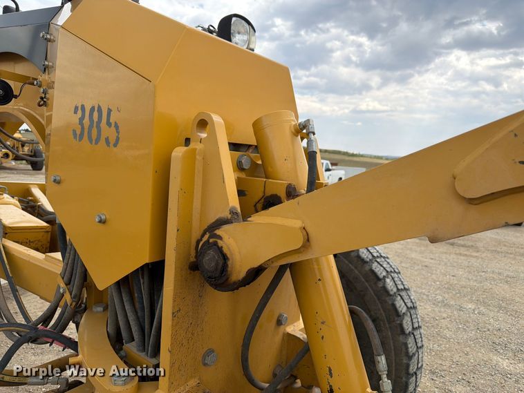 image for item FM7622 2012 Caterpillar 140M2 motor grader