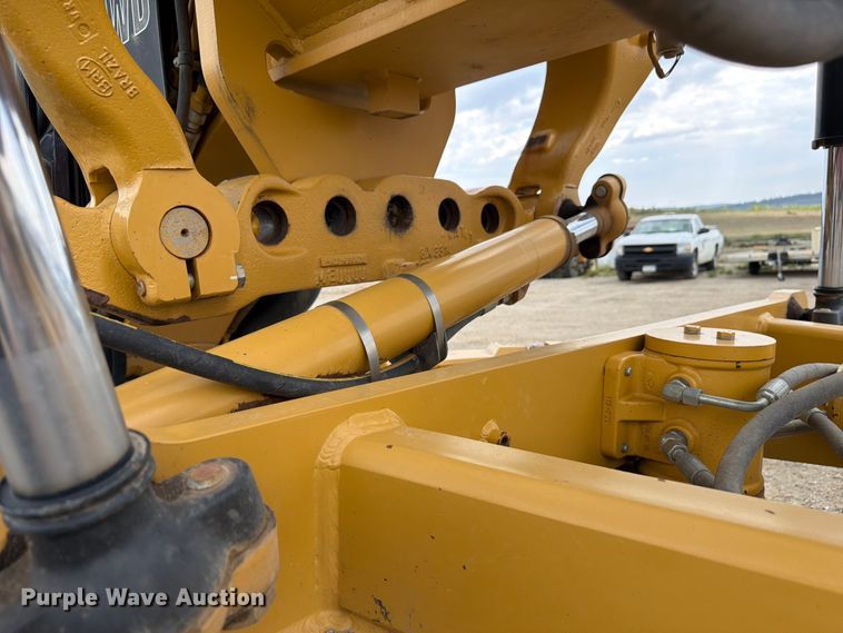 image for item FM7622 2012 Caterpillar 140M2 motor grader
