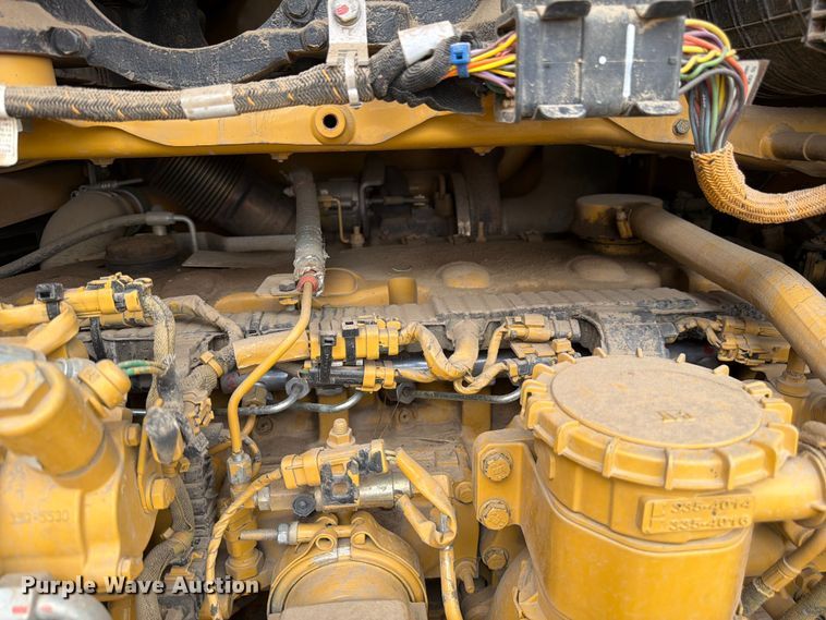 image for item FM7622 2012 Caterpillar 140M2 motor grader