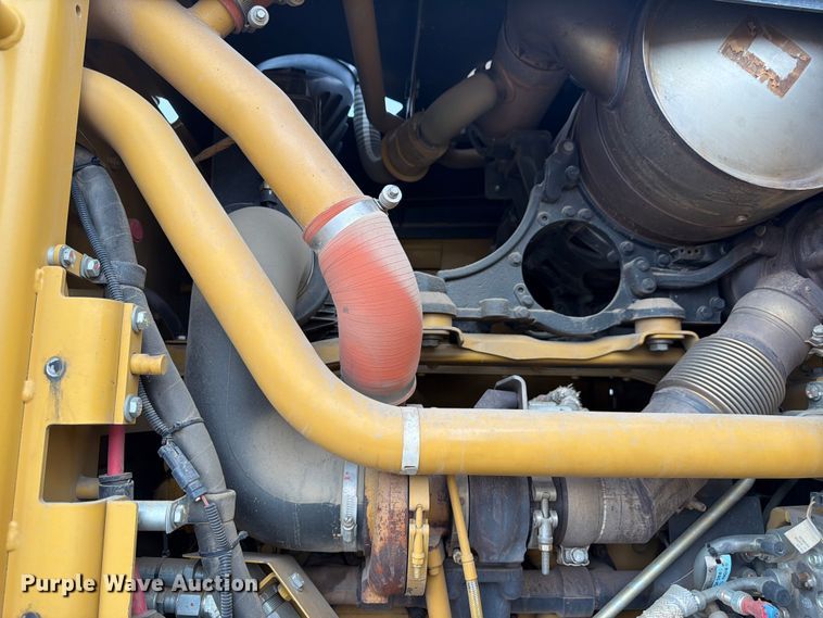 image for item FM7622 2012 Caterpillar 140M2 motor grader
