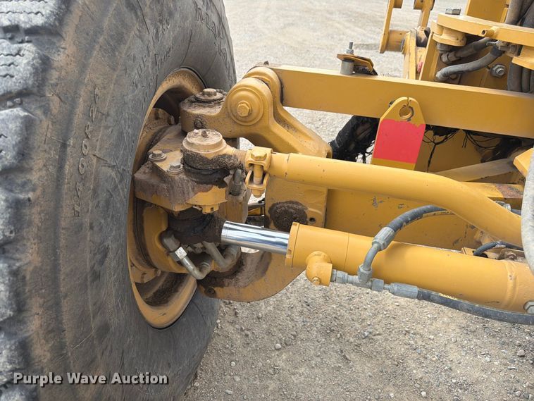 image for item FM7622 2012 Caterpillar 140M2 motor grader