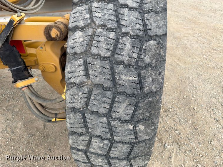 image for item FM7622 2012 Caterpillar 140M2 motor grader