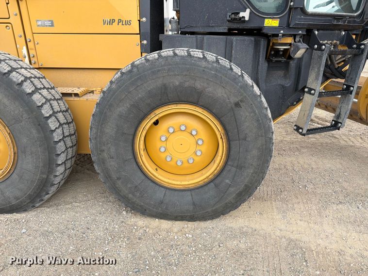 image for item FM7622 2012 Caterpillar 140M2 motor grader
